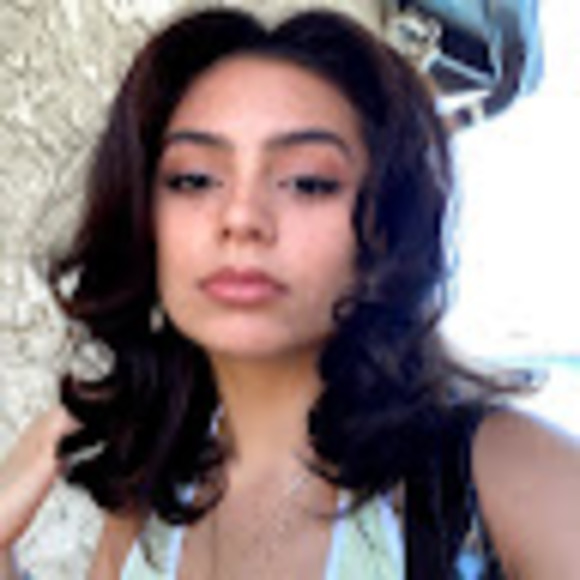 Meet your Posher, Sasha - Picture 1 of 1